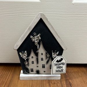 Halloween Haunted House